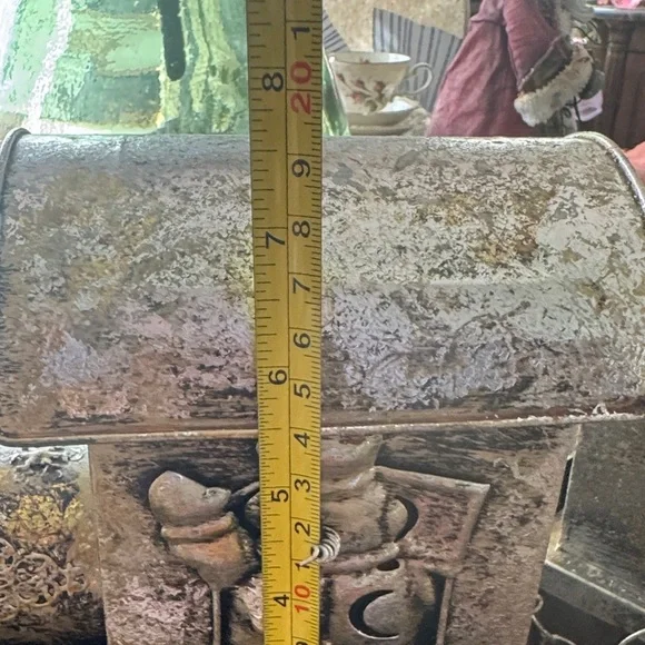 Vintage Metal Train Decor - Picture 10 of 13